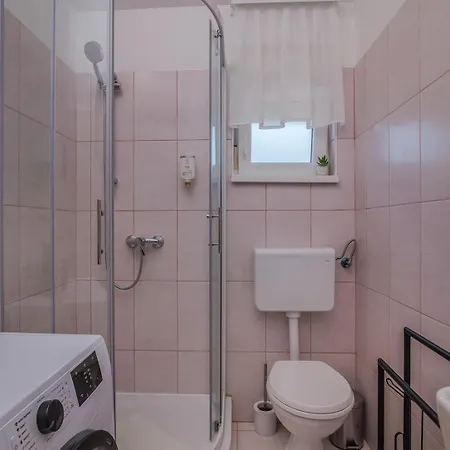 Apartmán Family-friendly With Swimming Pool Zupanje, Krk - 27847 Klimno